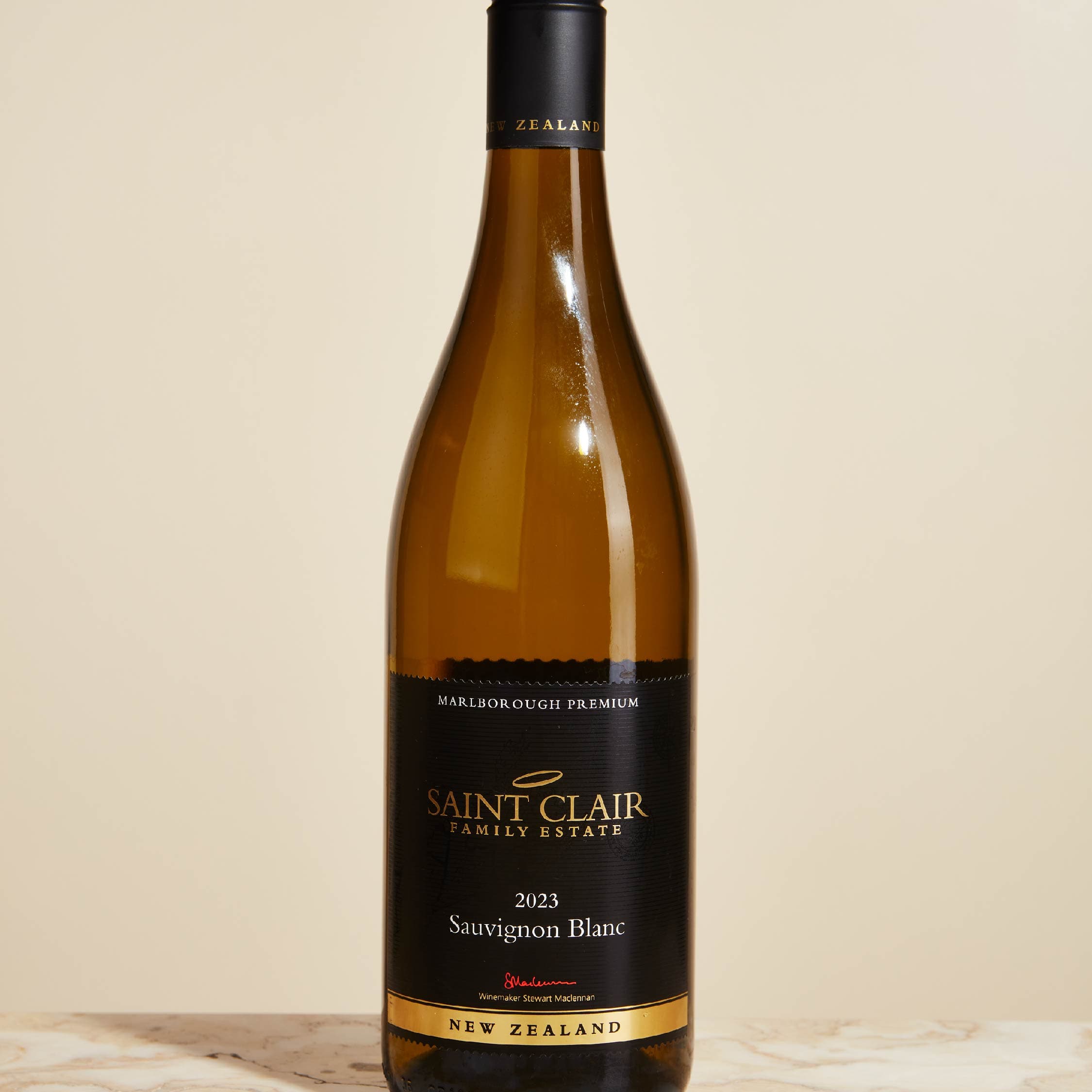 Sauvignon Blanc - New Zealand Bottle