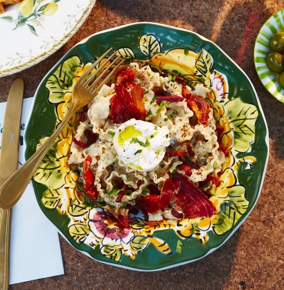 Burrata & Pancetta Carbonara