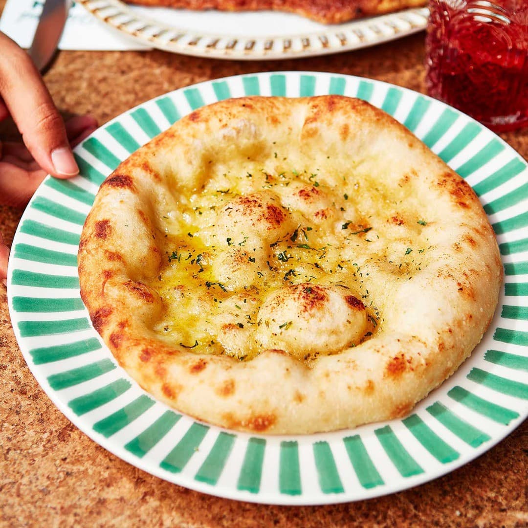 Vegan Mozzarisella Garlic Pizzetta Bread