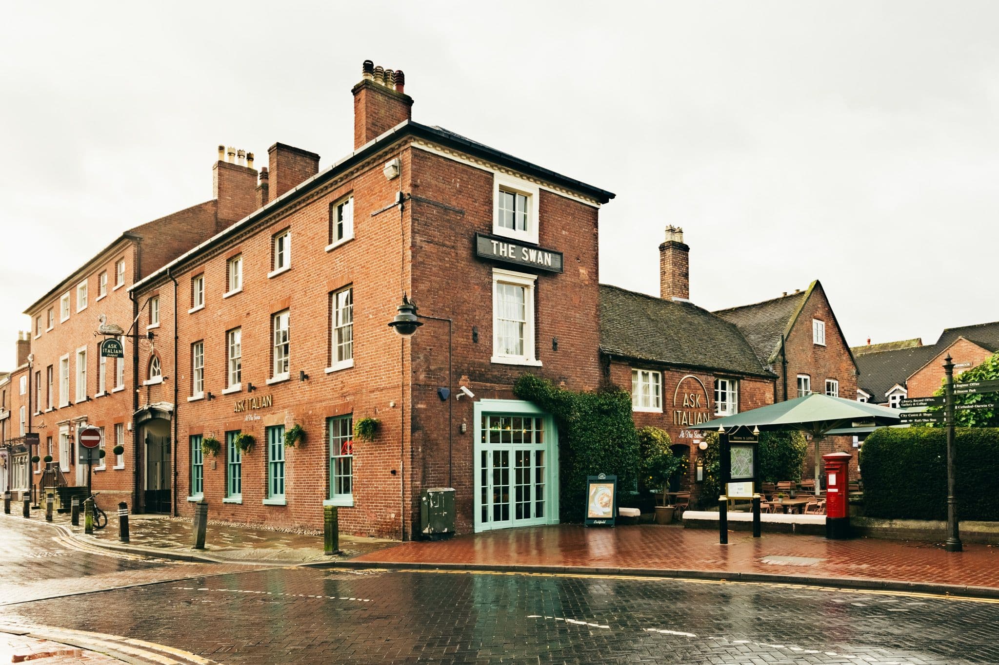 web__highres__003-ask-italian-lichfield-2023