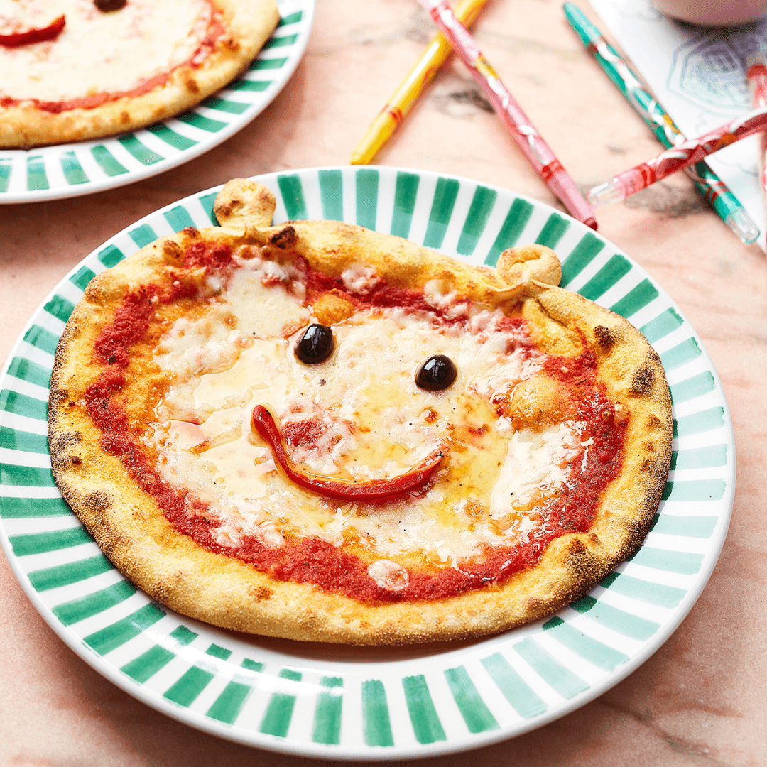Kids happy face pizza