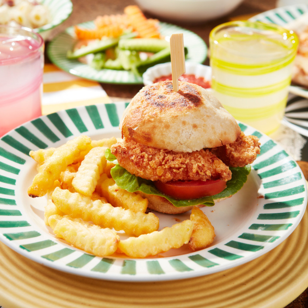 Crispy Chicken Burger & Chips 